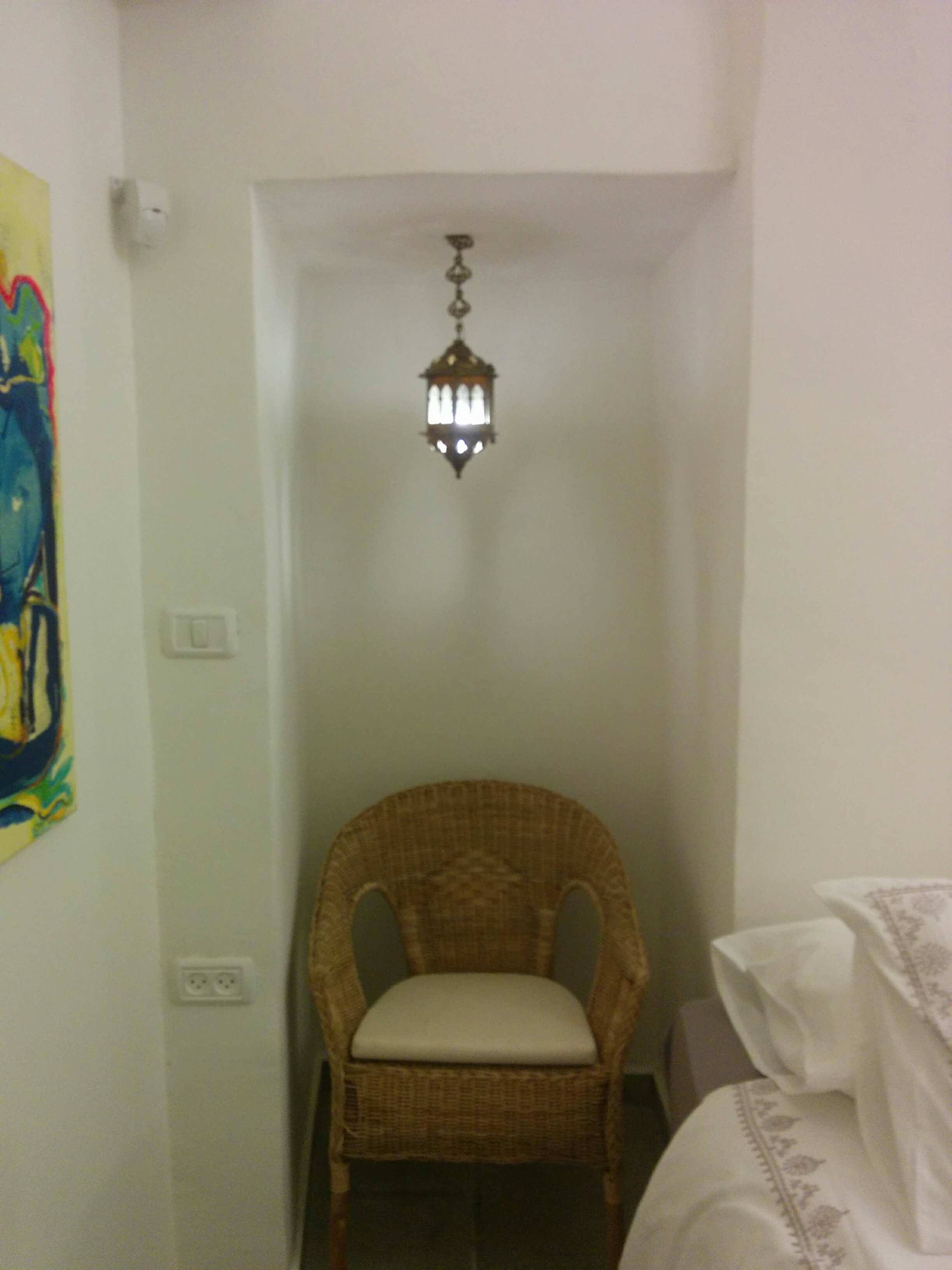 Taana Tree — room