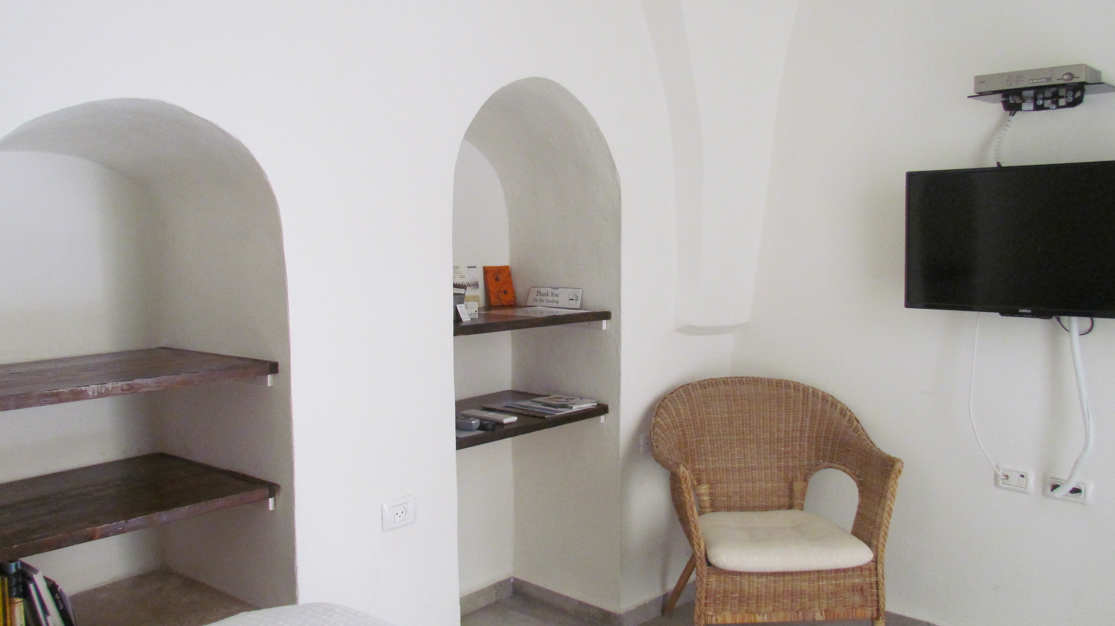 Dekel Tree — living space